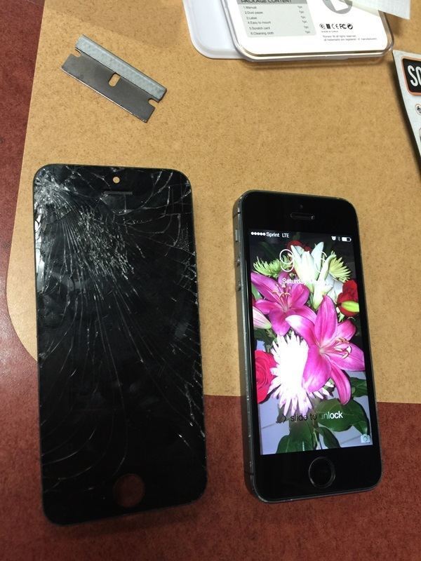 Cracked iPhone 5 Screen Replacement